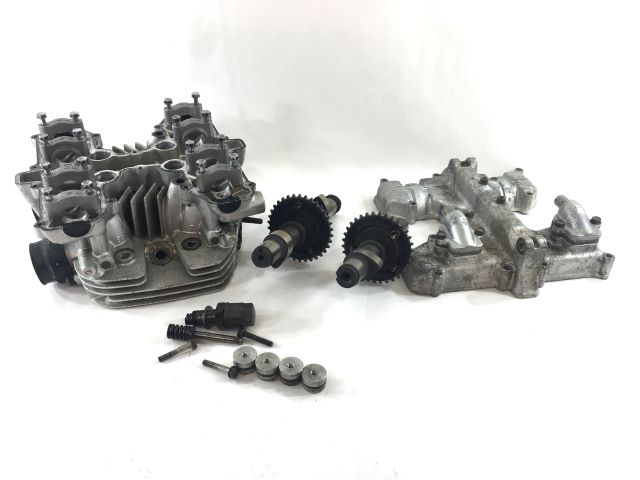11002-1071 1982 KZ750 CSR Cylinder Head Assembly