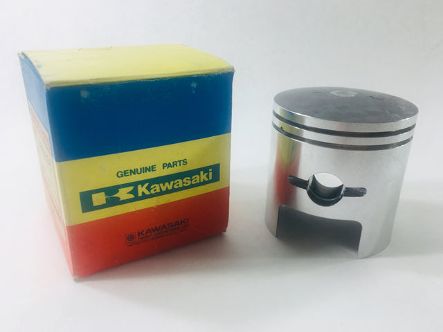 13001-506 NOS Kawasaki Jet Ski 76 JS400 Piston