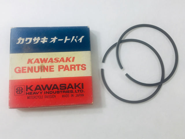 13008-051 NOS Kawasaki KX/KDX 74 KX250 Rings