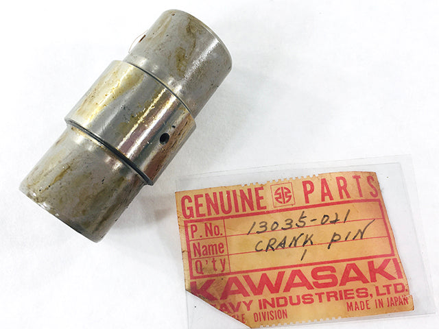 13035-021 NOS Kawasaki Crank Pin F8 F5