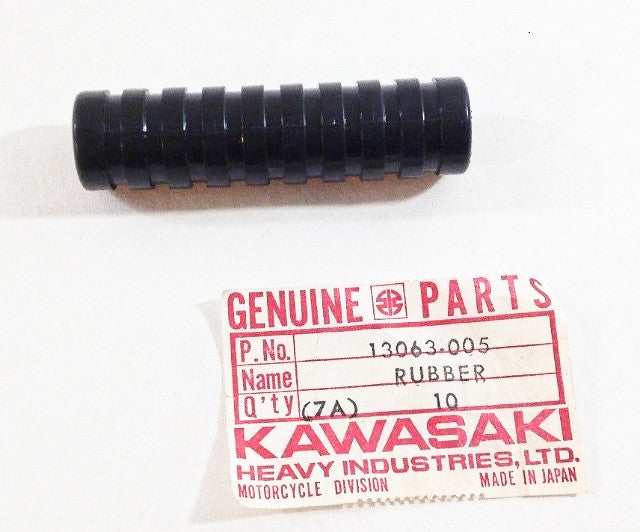 13063-005 NOS Kawasaki MT1 KV75 Starter Pedal Rubber