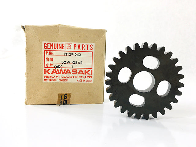 13129-042 NOS Kawasaki Output Shaft