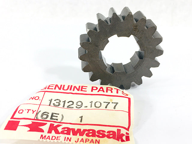 13129-1077 NOS Kawasaki 2nd Gear Drive Shaft KZ550