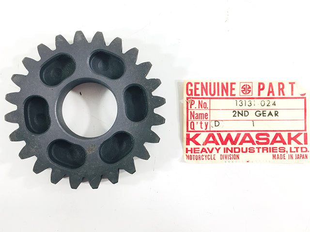 13131-024 NOS Kawasaki 2nd Gear Output Shaft 24T