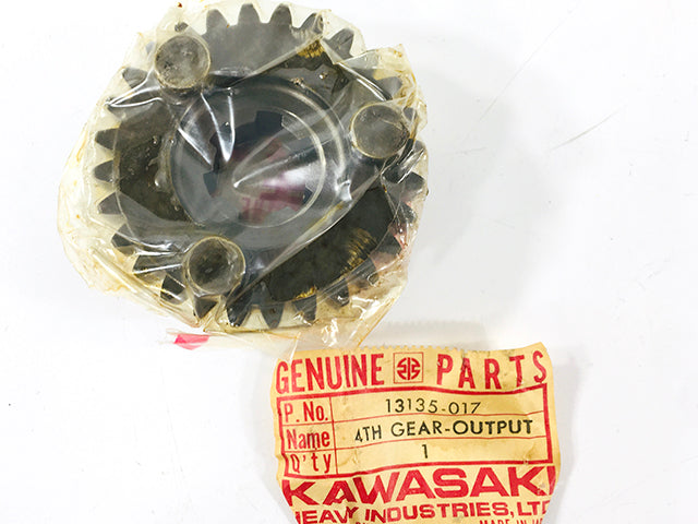 13135-017 NOS Kawasaki 4th Gear Output Shaft
