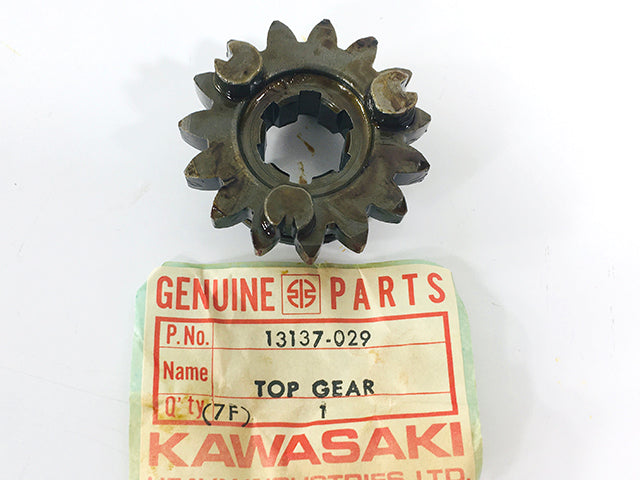 13137-029 NOS Kawasaki KD KE KS Top Gear Output Shaft