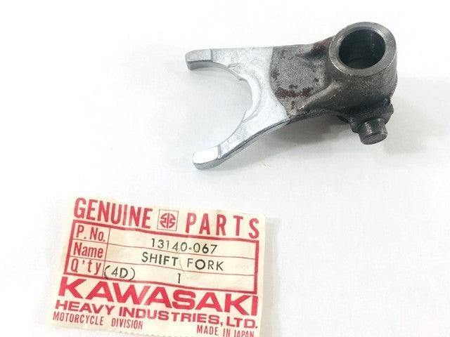 13140-067 NOS Kawasaki Shift Fork Selector KZ400 2nd and 3rd