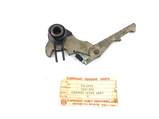 13161-010 NOS Kawasaki F3 F4 Gear Change Lever