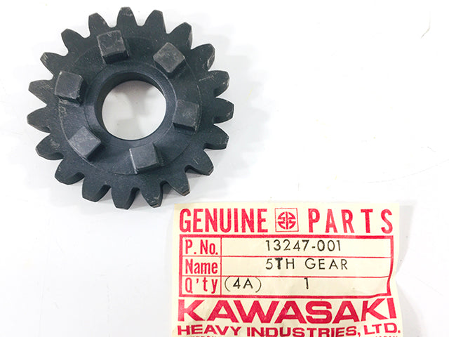 13247-001 NOS Kawasaki 5th Gear Drive Shaft