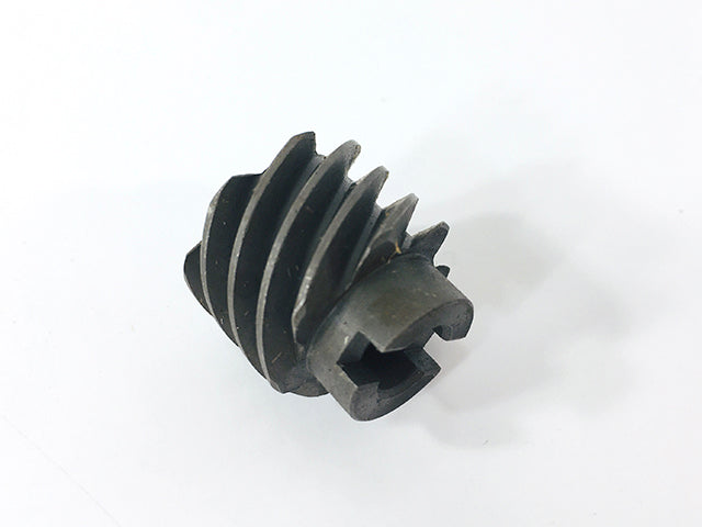 16084-010 NOS Kawasaki H1 H2 Oil Pump Pinion Gear