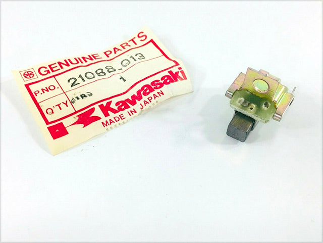 21088-013 NOS Kawasaki H1 500 Ignition Brushes