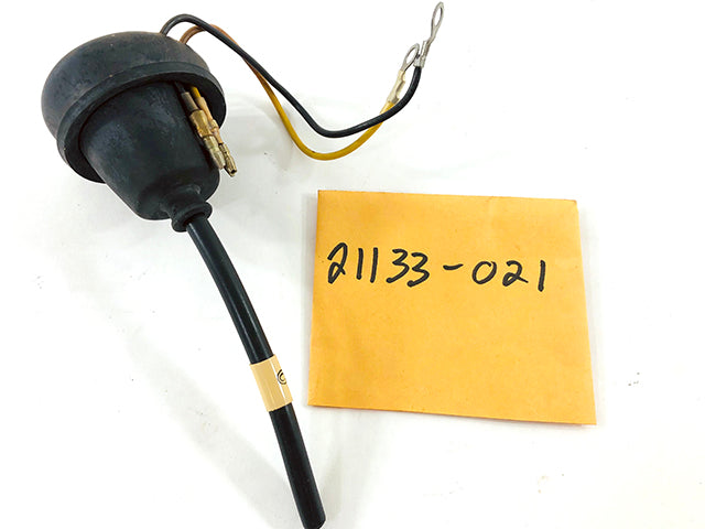 NOS Kawasaki H1, S-Series Center Spark Plug Wire