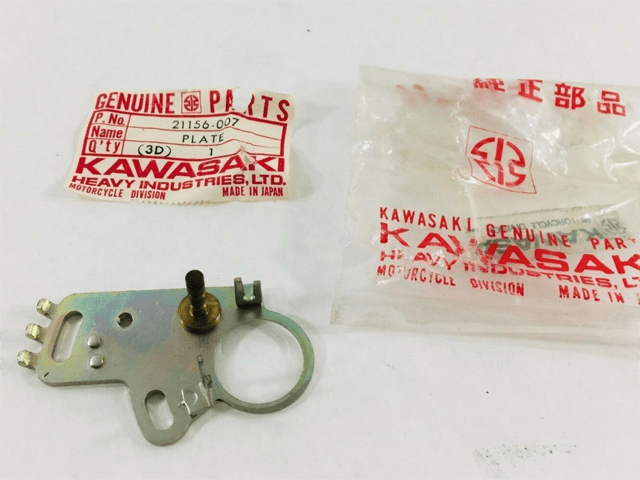 21156-007 NOS Kawasaki H1 500 Center Breaker Plate 72 H1B