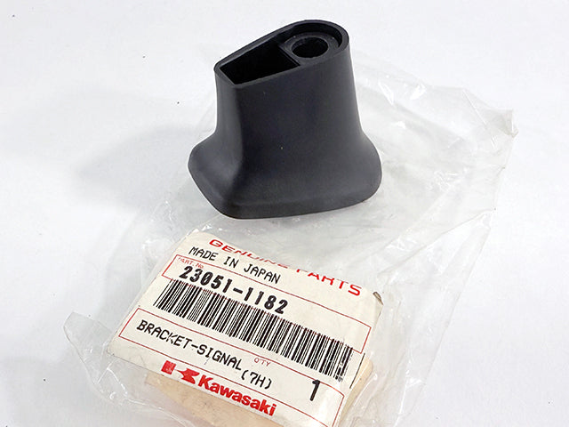 23051-1182 NOS Kawasaki EX250 Ninja Right Front Turn Signal Bracket
