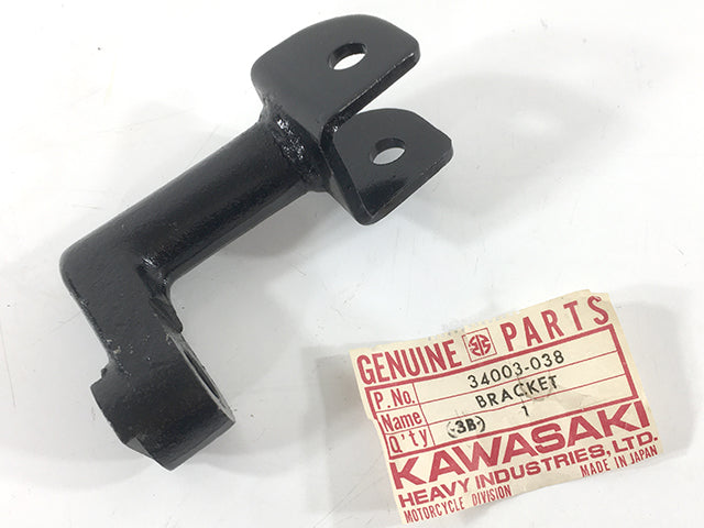 34003-038 NOS Kawasaki H1 Left Footrest Bracket