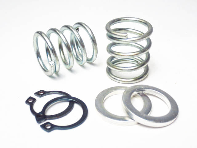 34006-002 Kawasaki H1 500 S2 350 MT1 Footrest Spring and Washer Kit