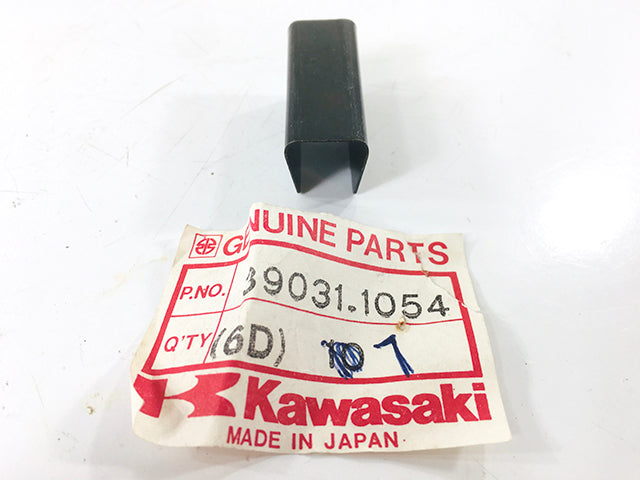 39031-1054 NOS Kawasaki ZN1300 Cowling Trim End Cap