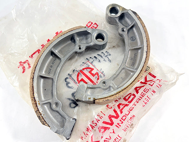 41048-013 NOS Kawasaki H1 500 KH500 Rear Brake Shoe Set