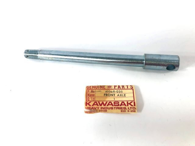 41068-035 NOS Kawasaki 1972 S2 Front Axle S1 250