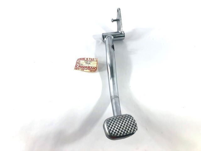 43001-077 NOS 1978-1979 KZ200 Rear Brake Pedal