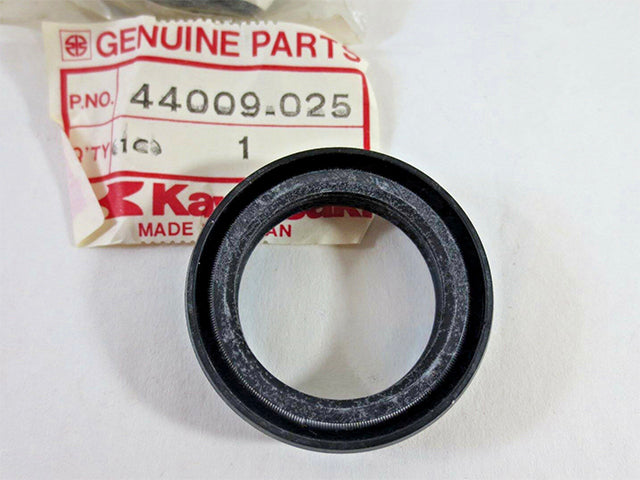 44009-025 NOS Kawasaki KE175 KD175 Fork Seals Set of 2