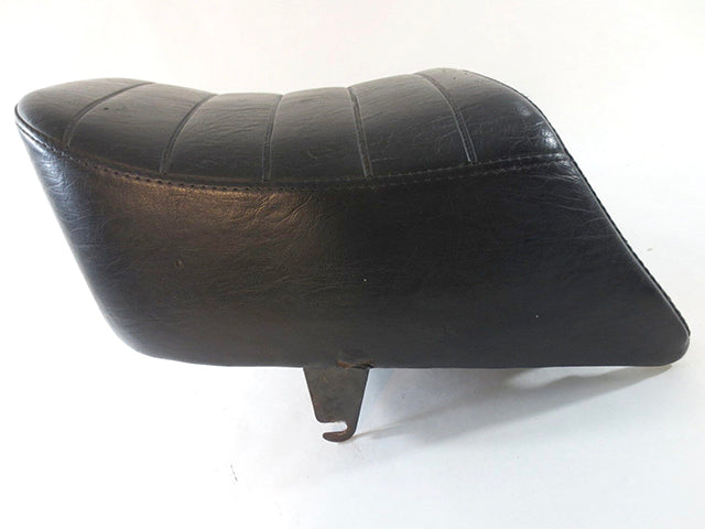 53001-1107 Kawasaki KZ750 Rear Seat Section - Used