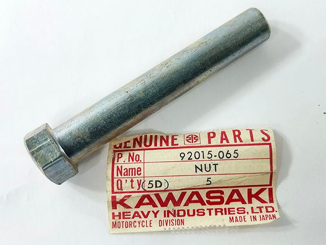 92015-065 NOS Kawasaki KX400 Cylinder Head Nut
