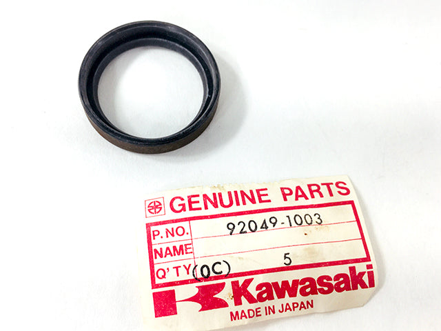 92049-1003 NOS Kawasaki KZ1000J Clutch Oil Seal