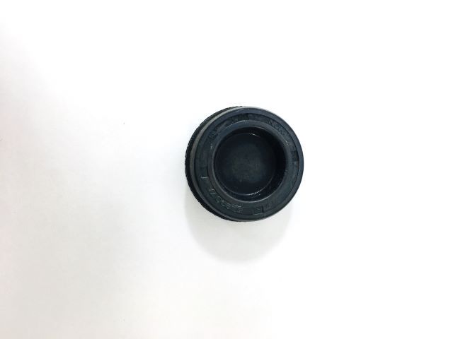92049-1074 NOS Oil Seal Plug KZ305 KZ440