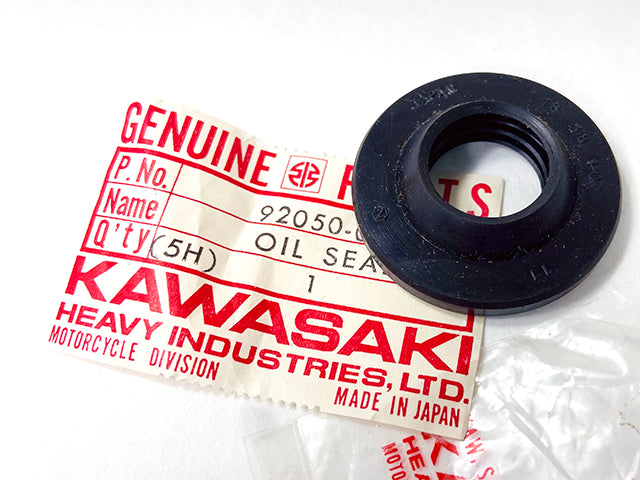 92050-011 NOS Kawasaki Rear Brake Drum Oil Seal