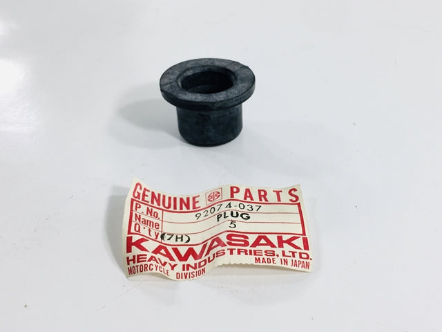 92074-037 NOS Kawasaki Kick Starter Shaft Plug