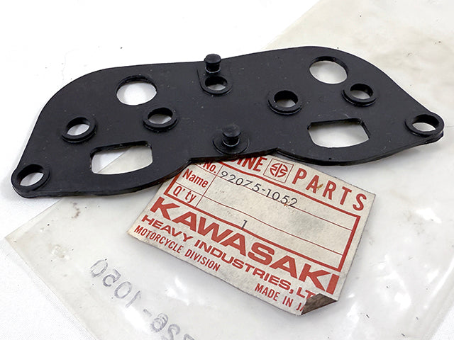 92075-1052 NOS Kawasaki Z1-R Meter Damper
