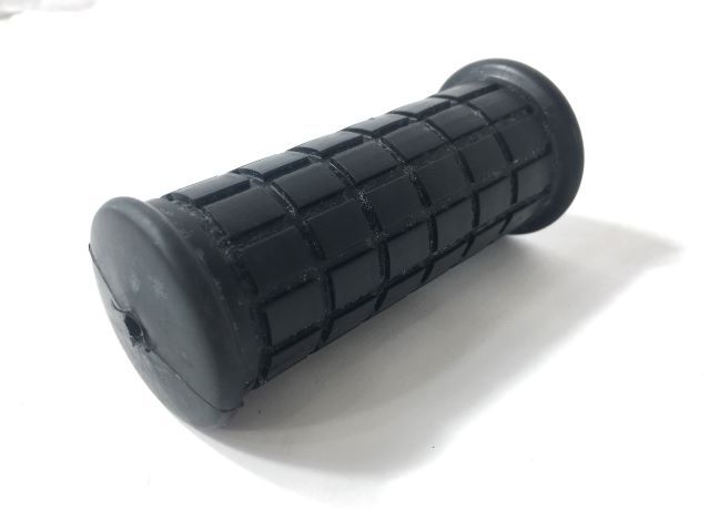 92076-010 NOS Kawasaki A Series W Series Front Footrest Rubber Sold Each