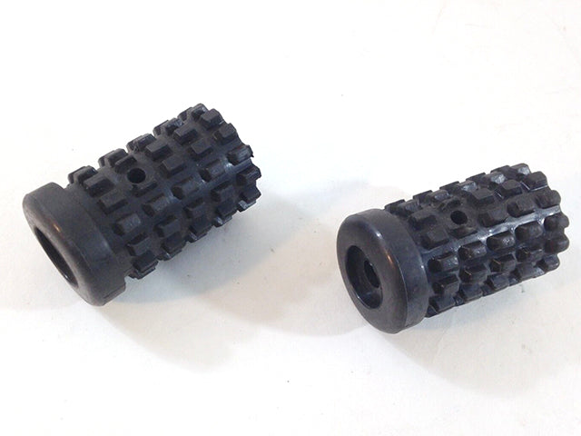 92076-023 NOS Kawasaki F5 - F9 Footrest Rubber - Set of 2