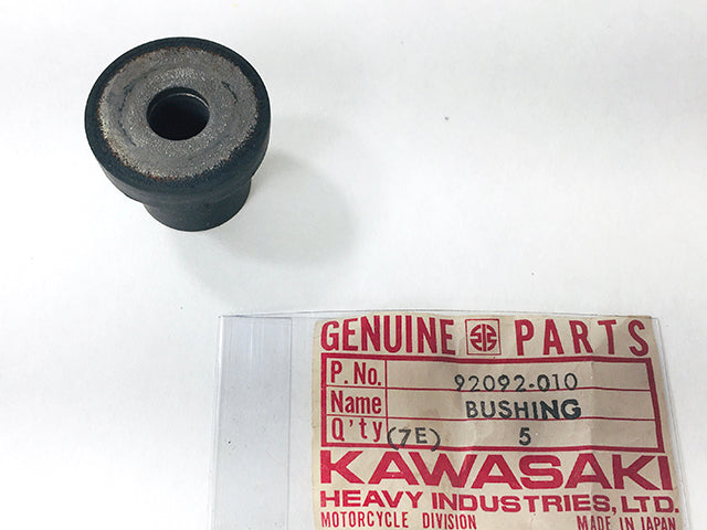 92092-010 NOS Kawasaki Z1 H2 Rubber Muffler Bushing