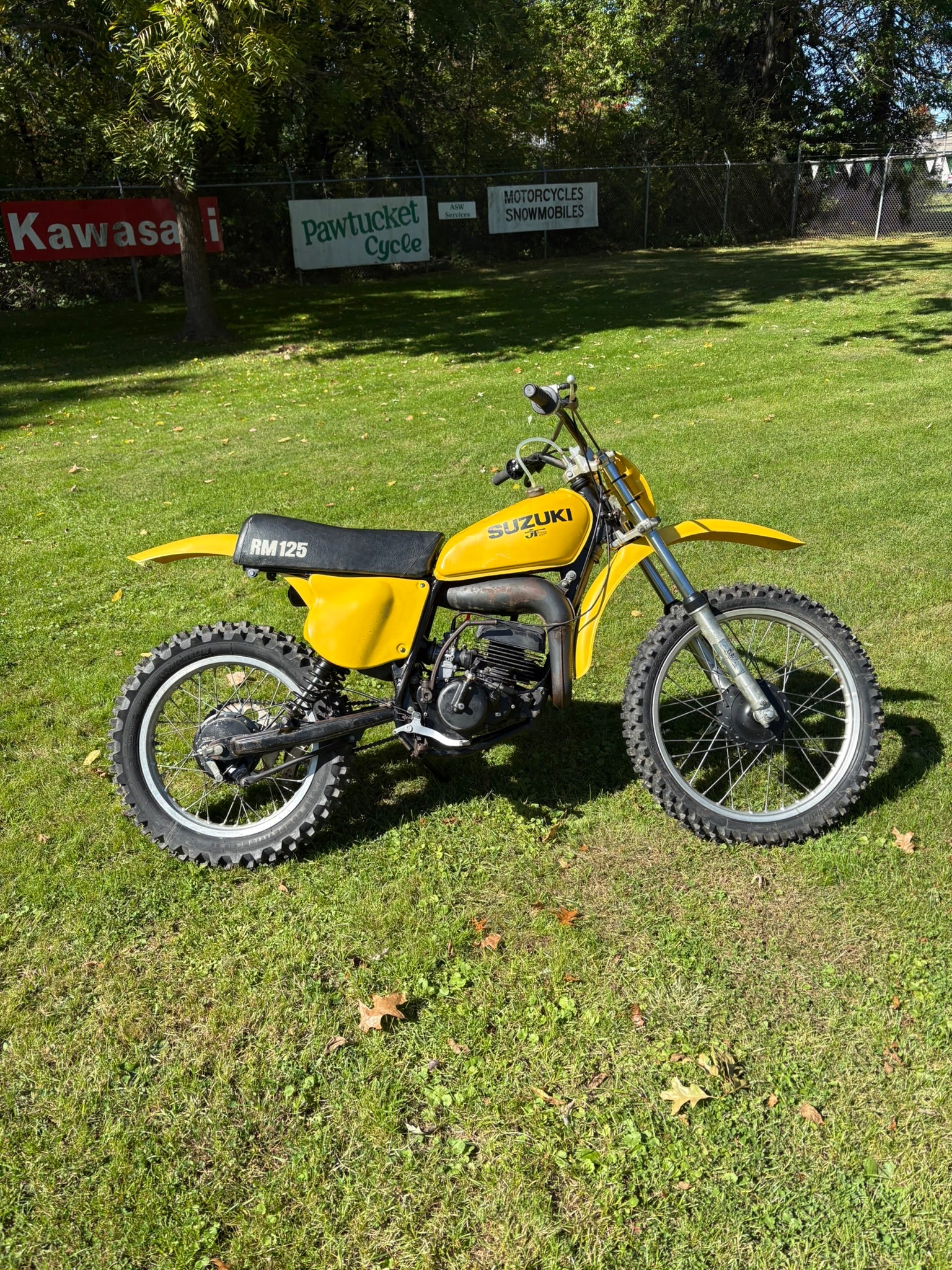 Suzuki Products – Johnny's Vintage Motorcycles