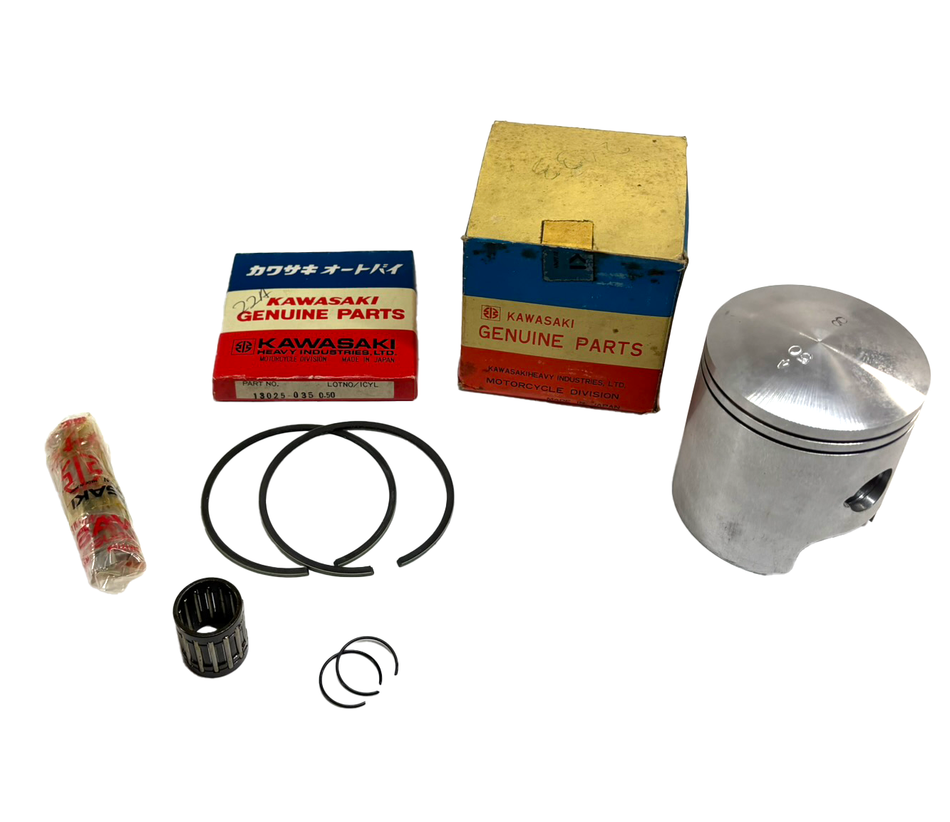 NOS Kawasaki F81M Piston Kit 0.5mm