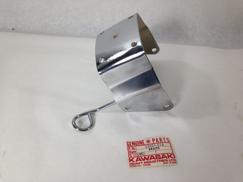 NOS KAWASAKI FRONT FENDER BRACE KZ400
