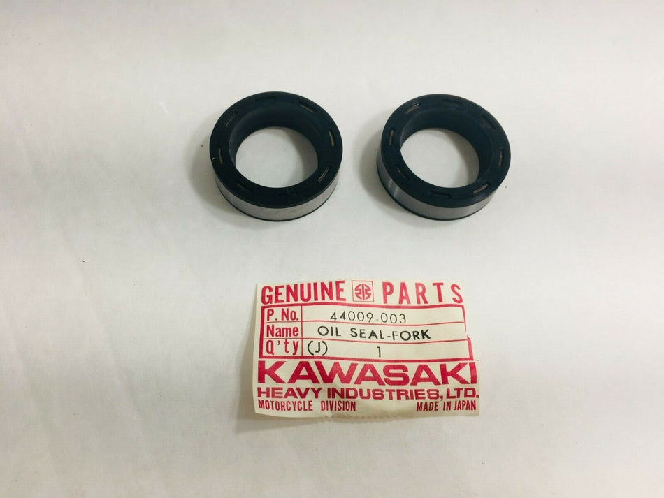 NOS Kawasaki G3SS Fork Seals C2SS C2TR KH100
