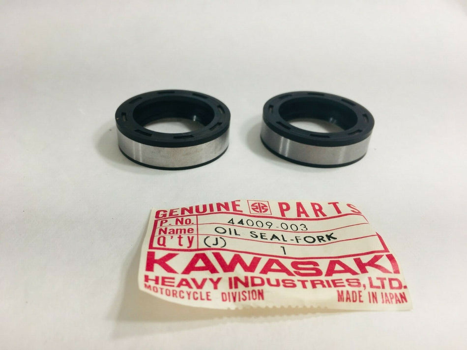 NOS Kawasaki G3SS Fork Seals C2SS C2TR KH100