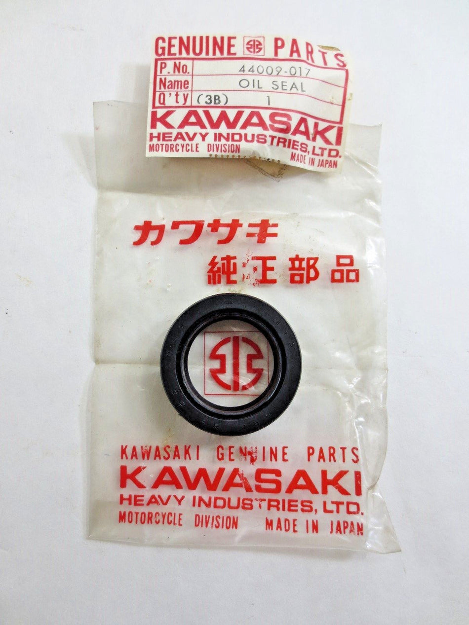 KAWASAKI KD80 MC1 KM100 OEM NOS Fork Seals