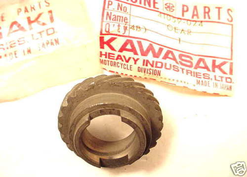 SPEEDOMETER GEAR Kawasaki KT250 Trials KDX200 250 200