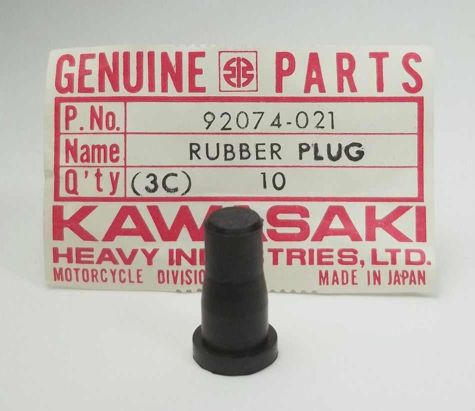 Kawasaki NOS CARB CAP RUBBER PLUG F9 Bighorn 92074-021