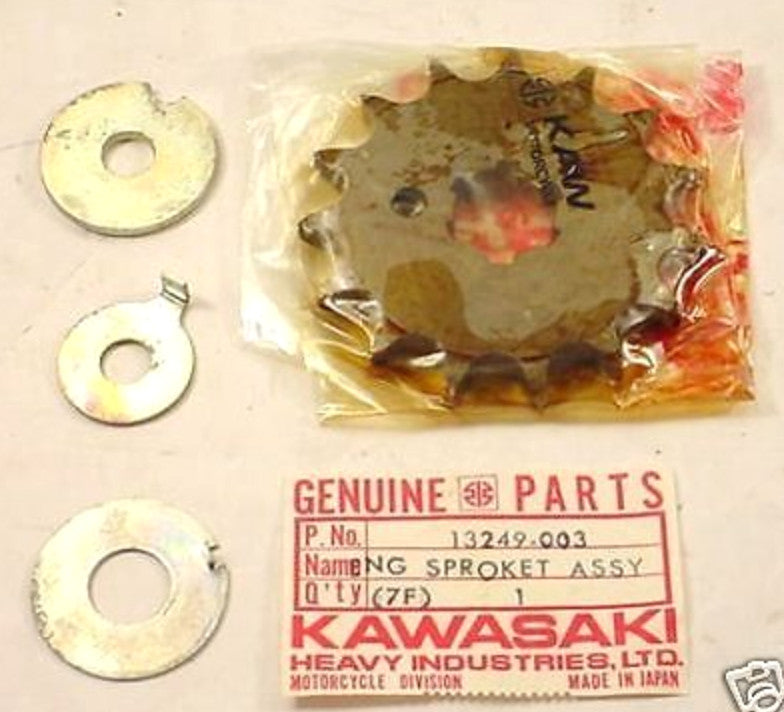 ENGINE SPROCKET Kawasaki F6 125 F7 175 G31M G5 100 NOS