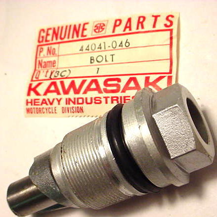 KAWASAKI F7 175 74-75 NOS Fork Top Bolt