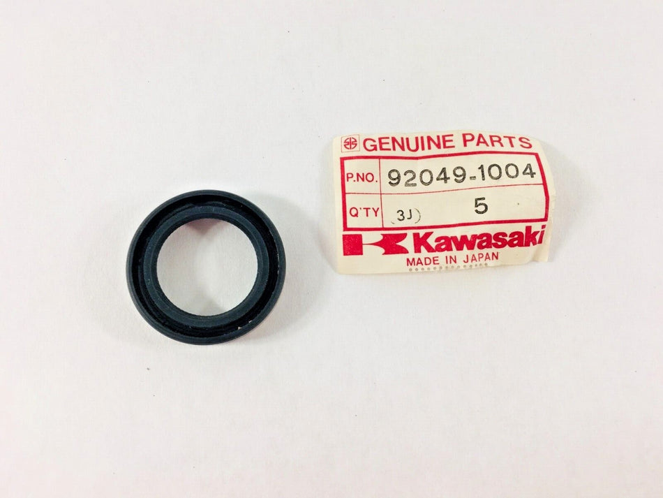 NOS KAWASAKI KLX250 STATOR OIL SEAL KX250