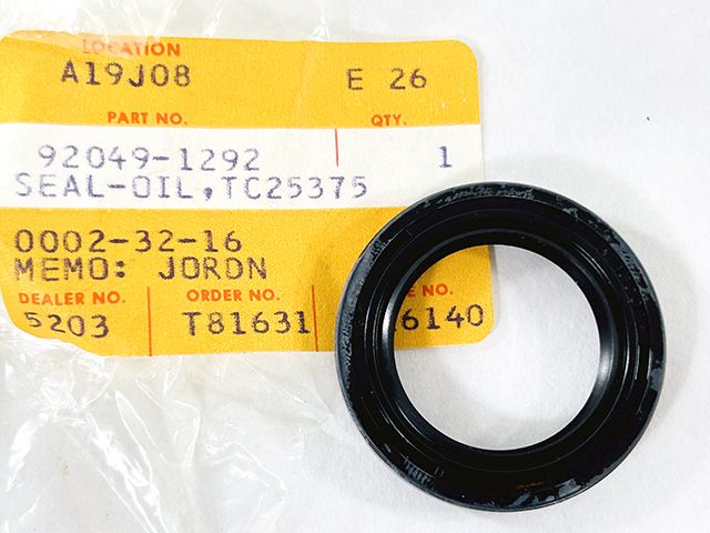 92049-1292 NOS Kawasaki KX80 Crankcase Seal KX85