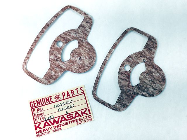 11023-007 NOS Kawasaki KZ400 Cylinder Head Side Cover Gasket 1974-78 (Set  of 2)