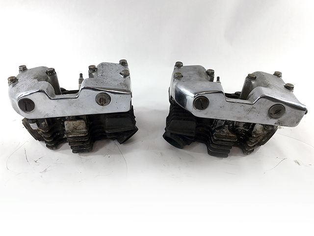 16673-71 1971 Harley Sportster 900cc Ironhead Heads